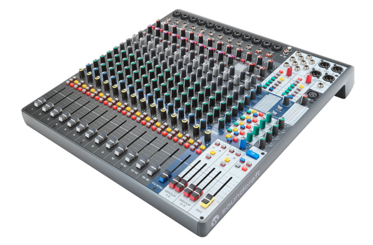 soundcraft pic signature plus 16 1