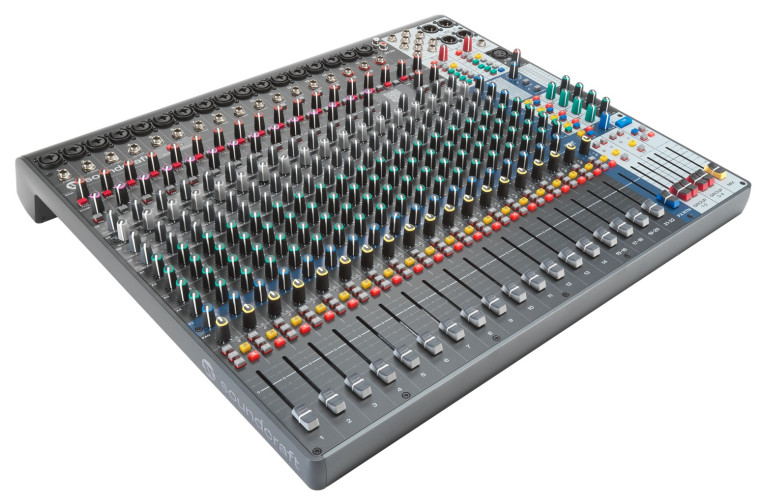 soundcraft pic signature plus 22 4
